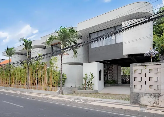 The Drupadi Town House Lola アパート スミニャック